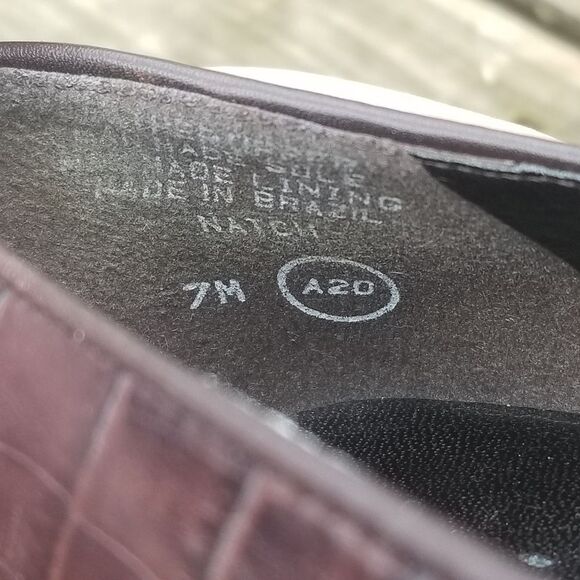 Vintage 90s y2k Brown Leather Croc Embossed Square Toe Chunky Heel Pumps 7 - Picture 11 of 14